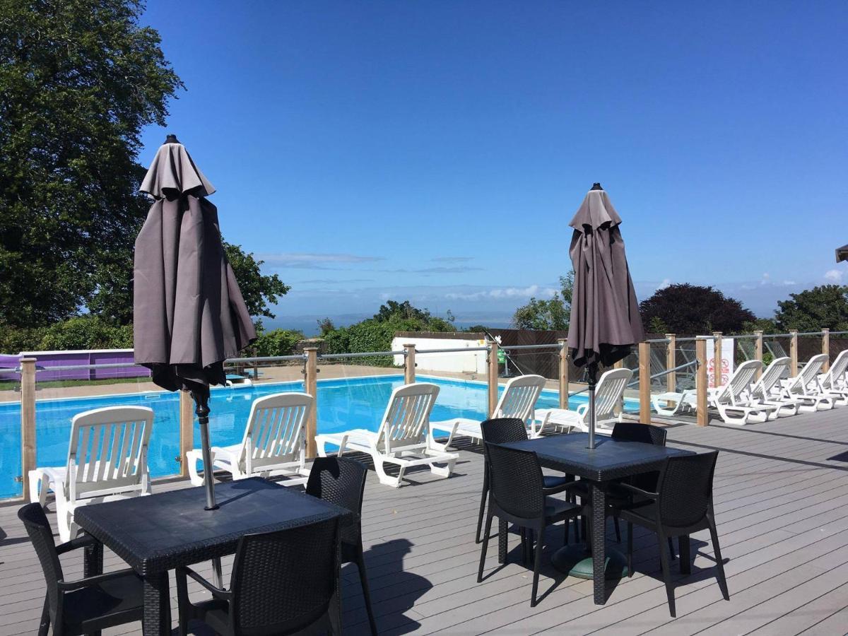 Glade Lodge- North Devon Coast, Bideford Bay Caravan Park Extérieur photo