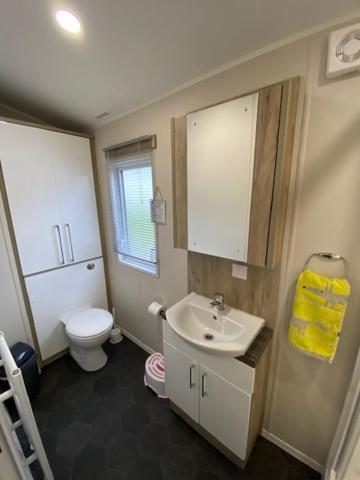 Glade Lodge- North Devon Coast, Bideford Bay Caravan Park Extérieur photo