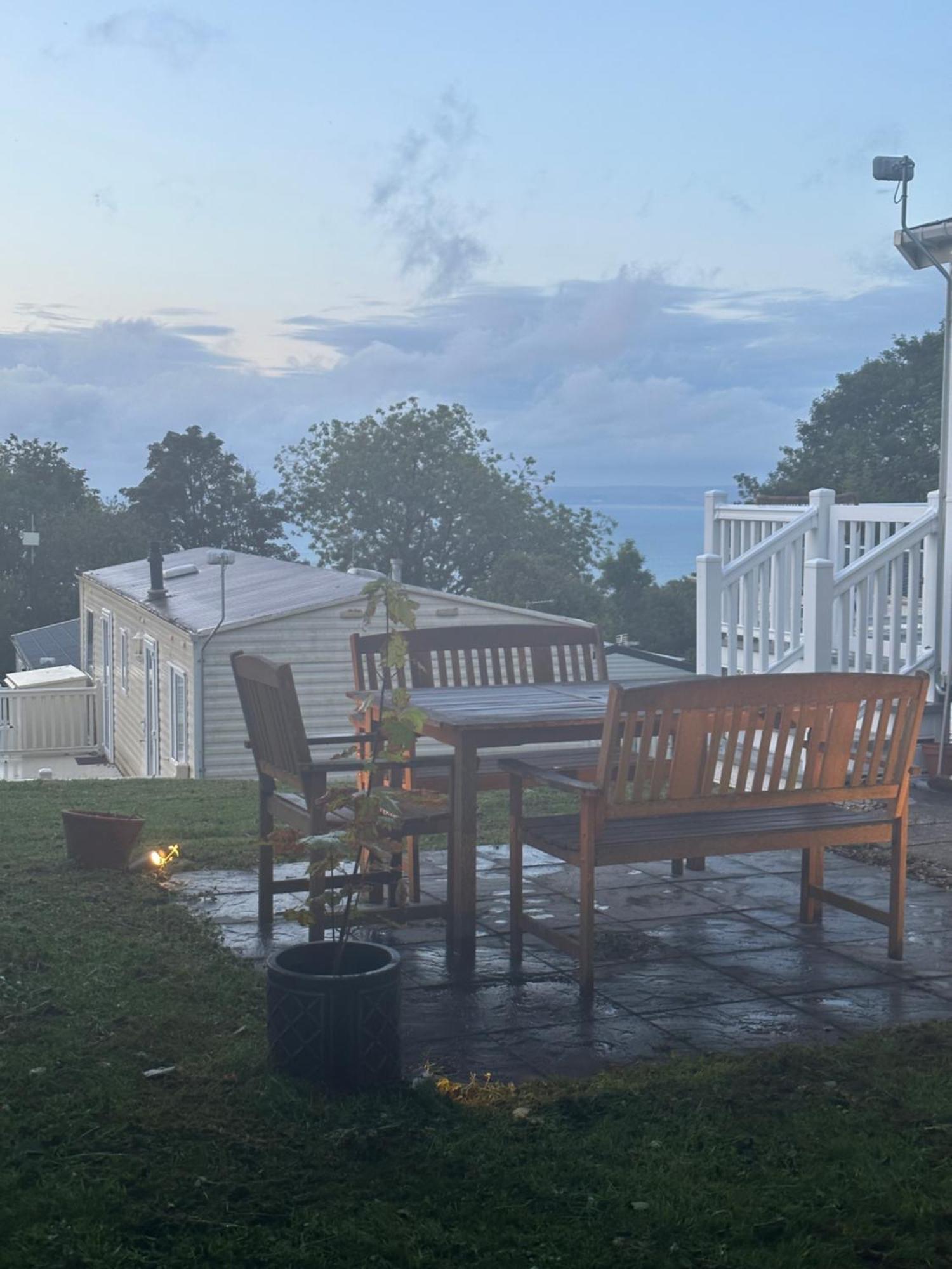 Glade Lodge- North Devon Coast, Bideford Bay Caravan Park Extérieur photo